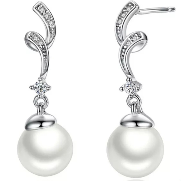 New Silver Pearl and Wave drop Earrings - Picture 1 of 4